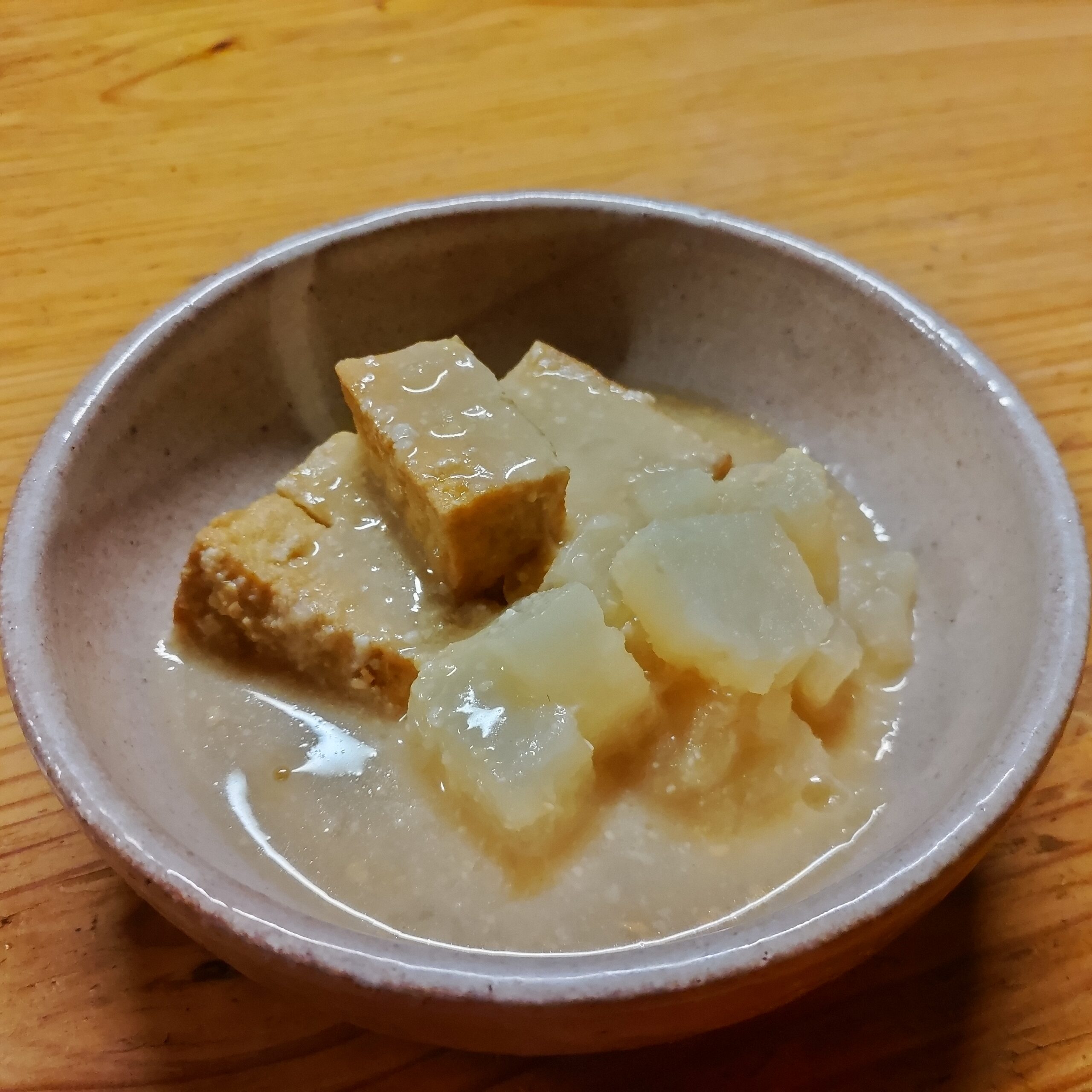 厚揚げと長芋の白味噌煮