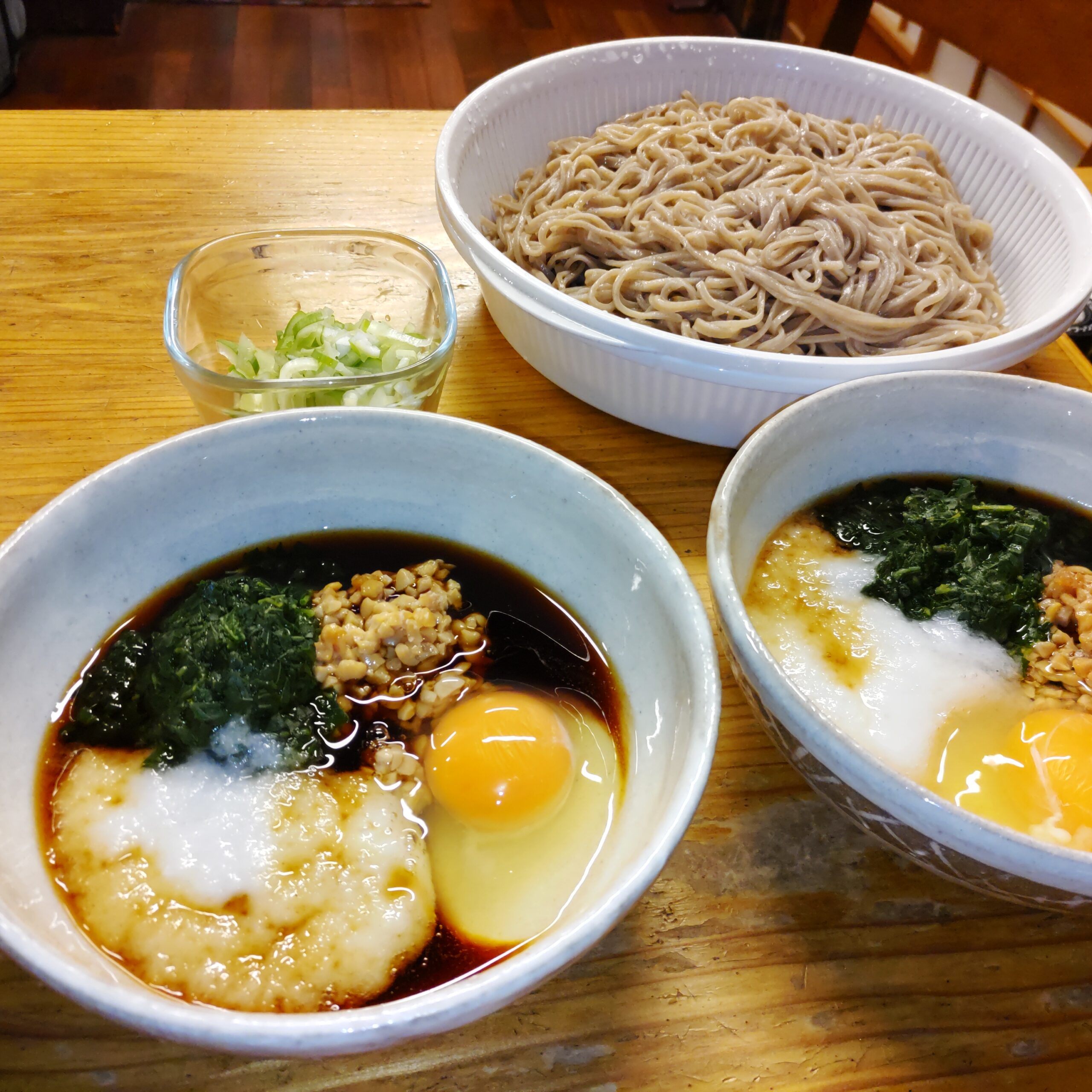 とろろ納豆たまごそば